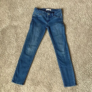 Levi’s 710 Super Skinny Jeans